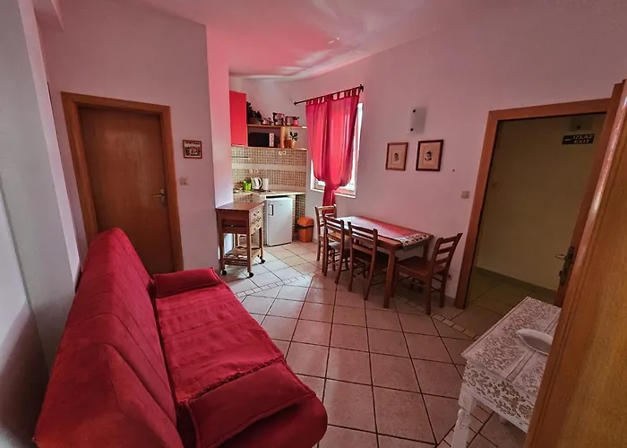 Katja Apartament *